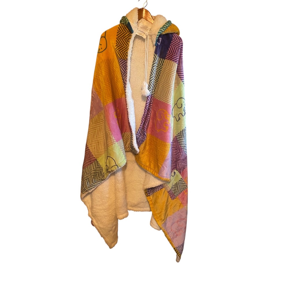 Ivory Ella Hoodie Throw Blanket Elephant Patchwork Cozy Sherpa "50 x‎ 70" NWT